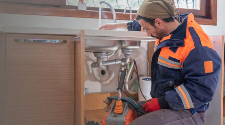 Professional same day plumber in Detroit, OR